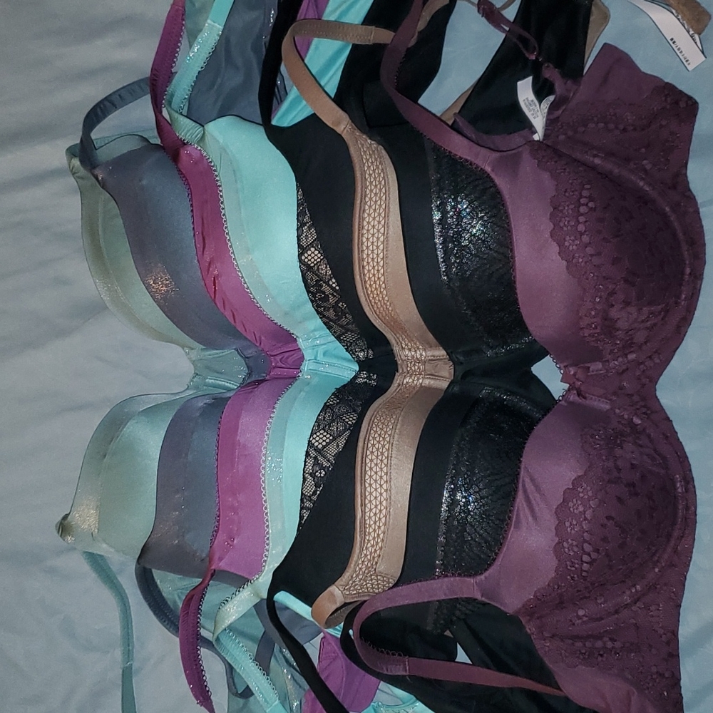 Body by Victoria Secret Bra's